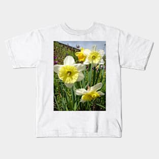 Yellow Daffodil Photo - Spring In the Garden Kids T-Shirt